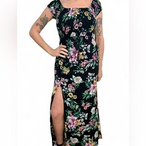 Band of Gypsies Black Floral Maxi Dress, With pockets Size L
